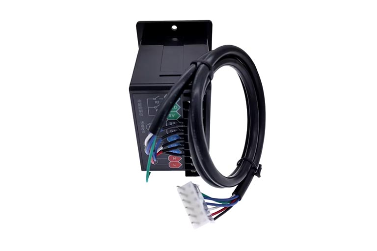 Regulator brzine AC motora UX-52-MCU 220V 400W